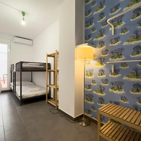 Ainb Sants Apartamento *