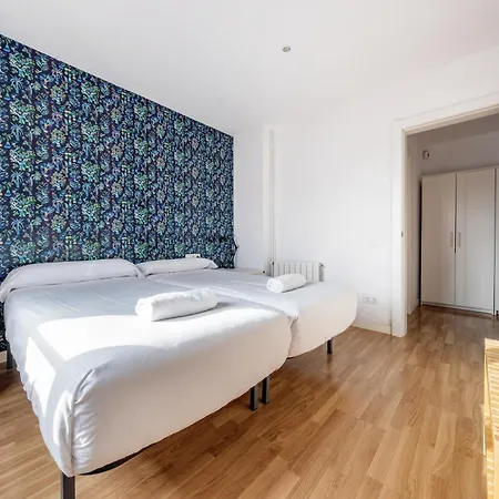 Ainb Sants Barcelona