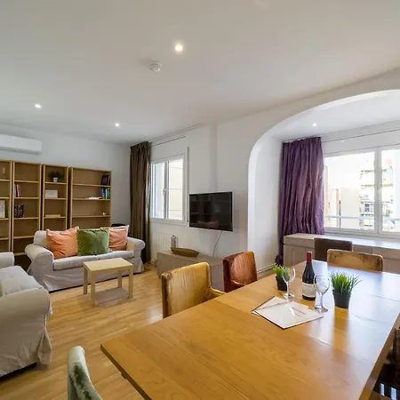 Ainb Sants Apartment *