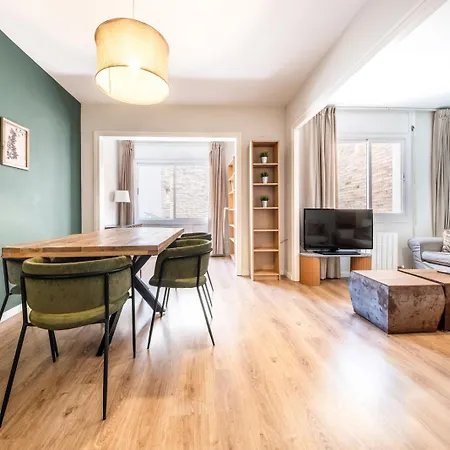 Ainb Sants Apartment