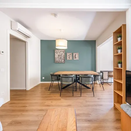 Ainb Sants Apartment Barcelona