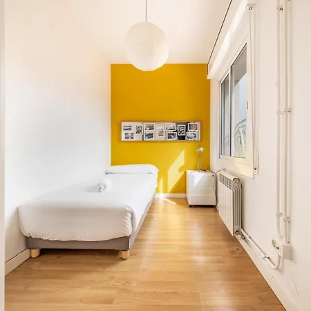 Ainb Sants Apartment *