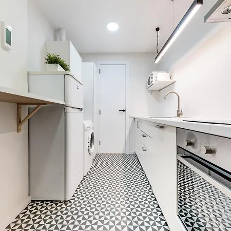 Ainb Sants Apartamento